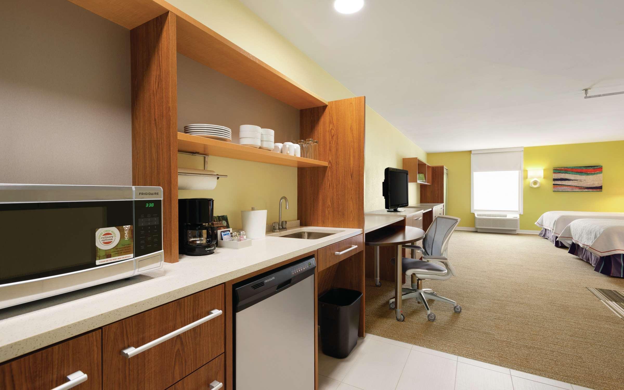 Home2 Suites St. Louis / Forest Park Richmond Heights Экстерьер фото