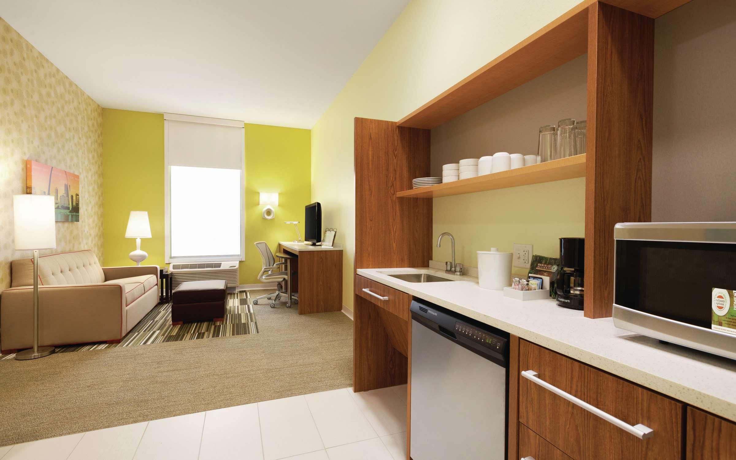 Home2 Suites St. Louis / Forest Park Richmond Heights Экстерьер фото